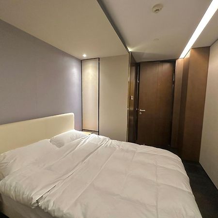 Zhome-Luxury Three-Bedroom Suite-Near The Bund Shanghai Eksteriør bilde